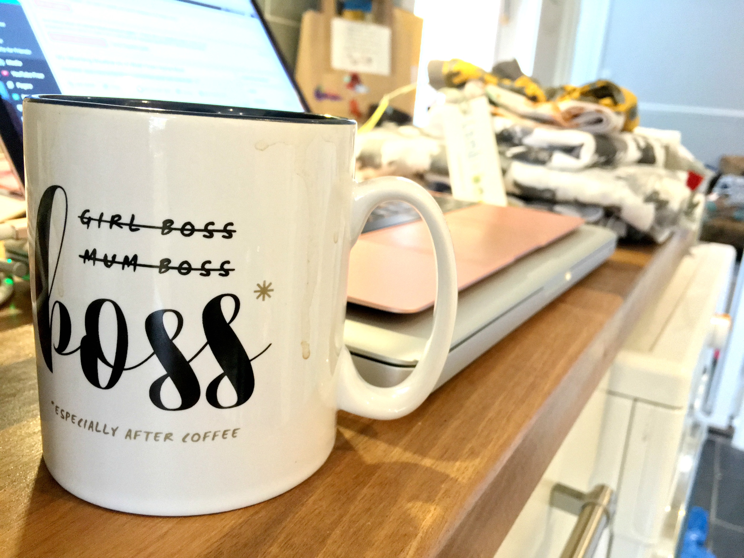 WORK FROM HOME MUM LAPTOP