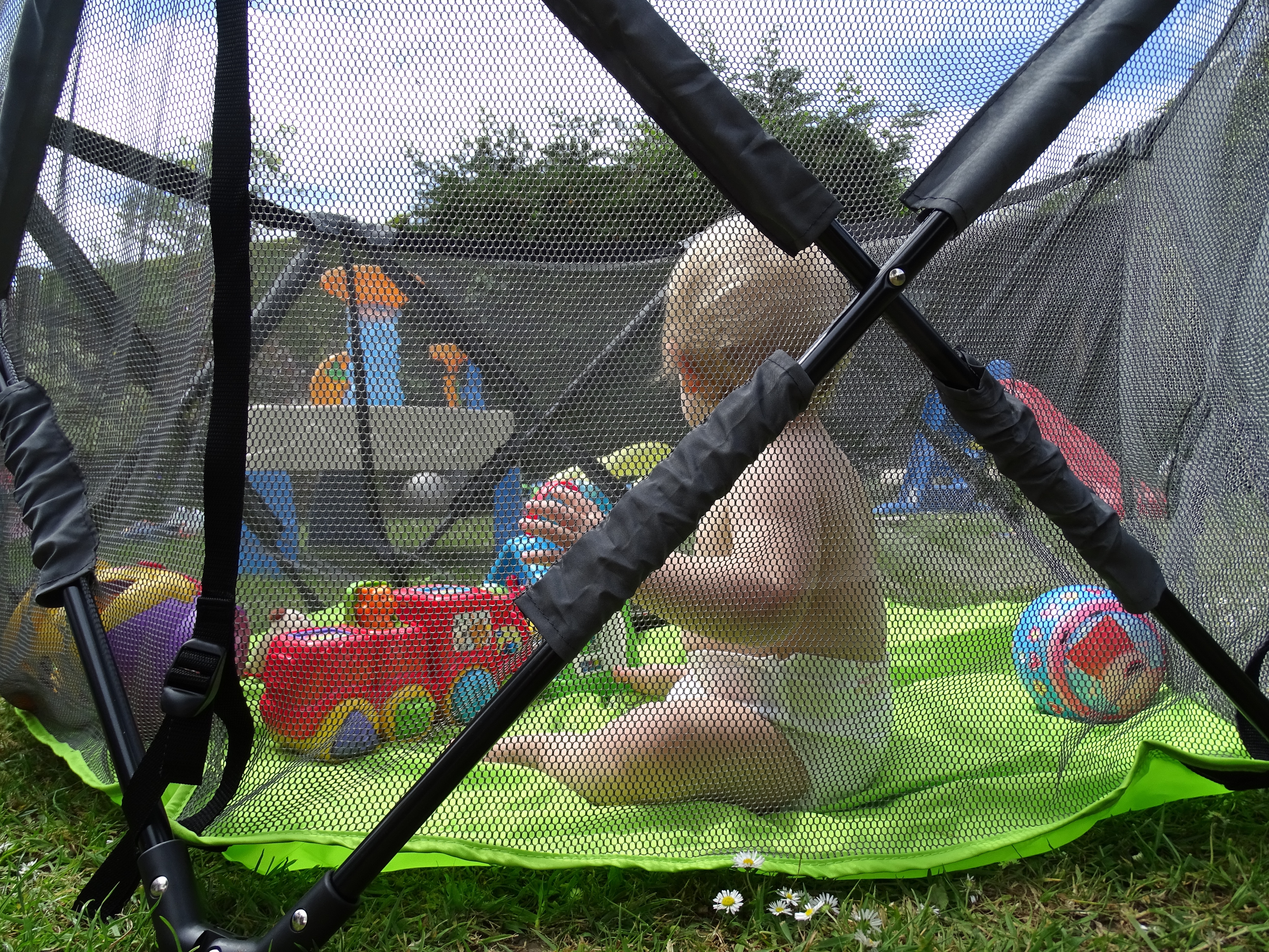 Summer Infant Pop 'N' Play Playpen Review Lamb & Bear