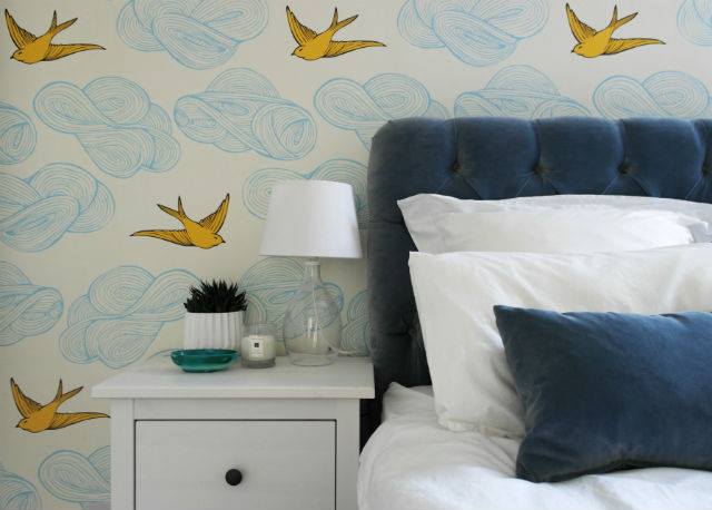 feature wall birds