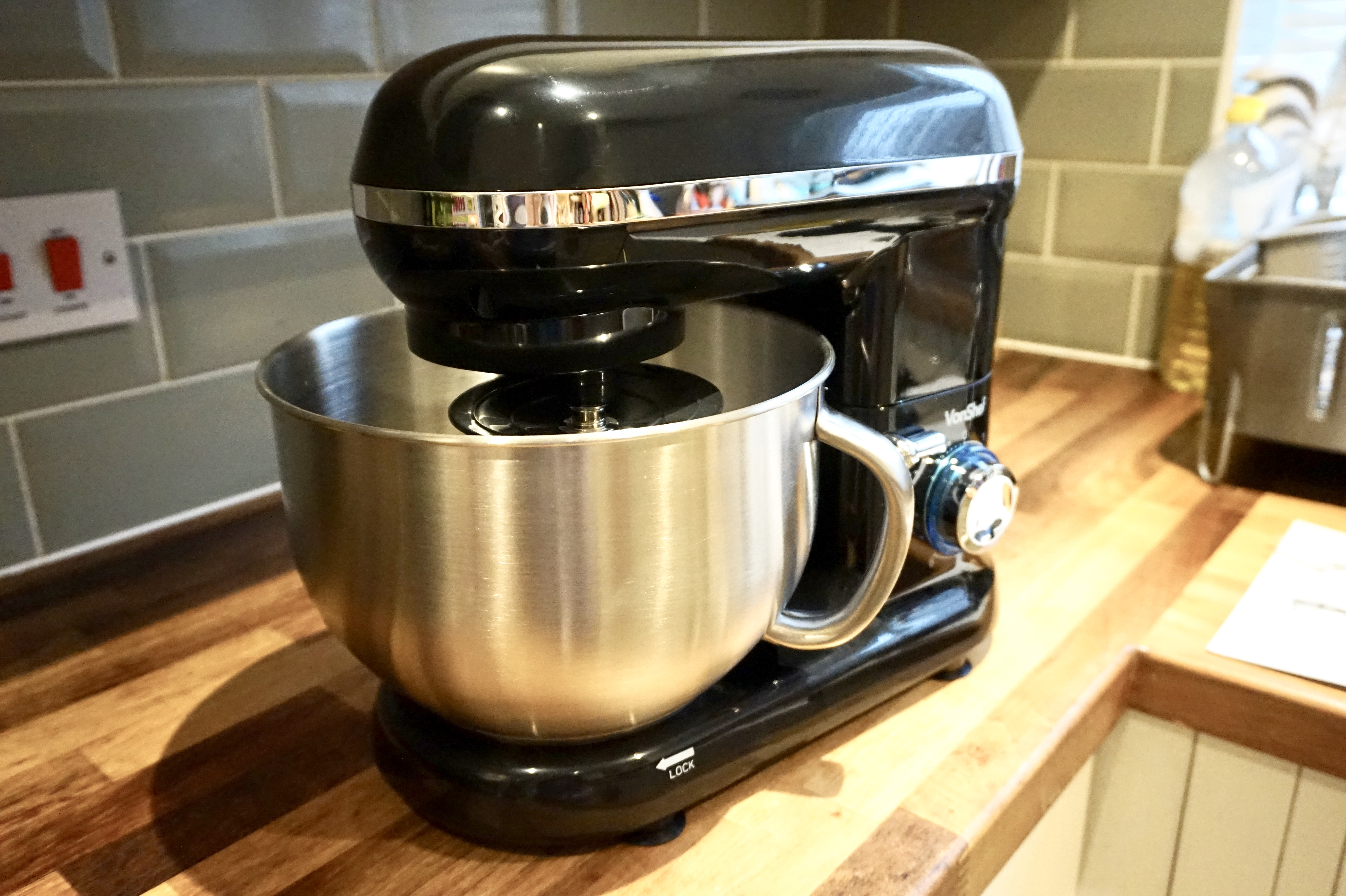 baking with domu VonShef mixer